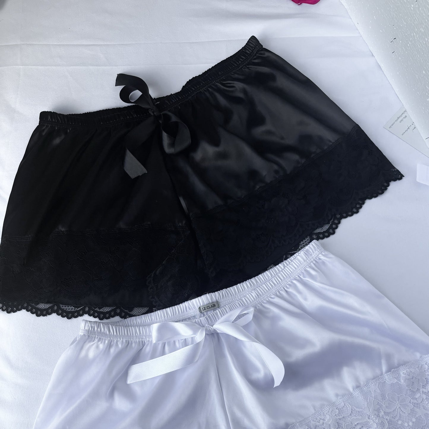 Short Cetim Preto
